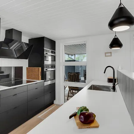 Cozy In With House Sea View Holiday home *