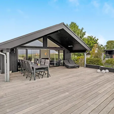 Cozy In With House Sea View Haderslev